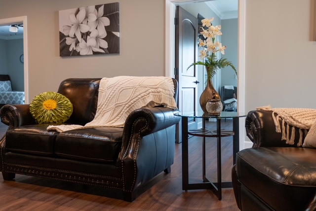Evergreen Senior Home Care At Corona - Interior photo 8